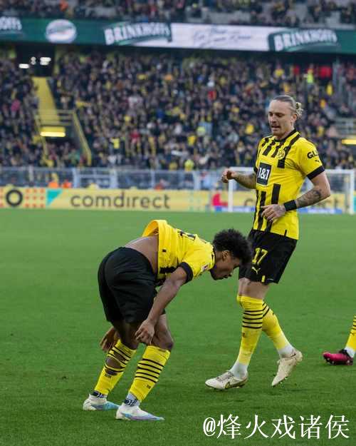 阿德耶米女友希望去大城市,多特很困惑;曼联已接触门德斯 阿德耶米女友希望去大城市,多特很困惑;曼联已接触门德斯