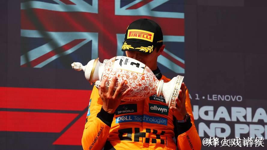 诺里斯连超劳森和斯特罗尔 诺里斯连超劳森和斯特罗尔